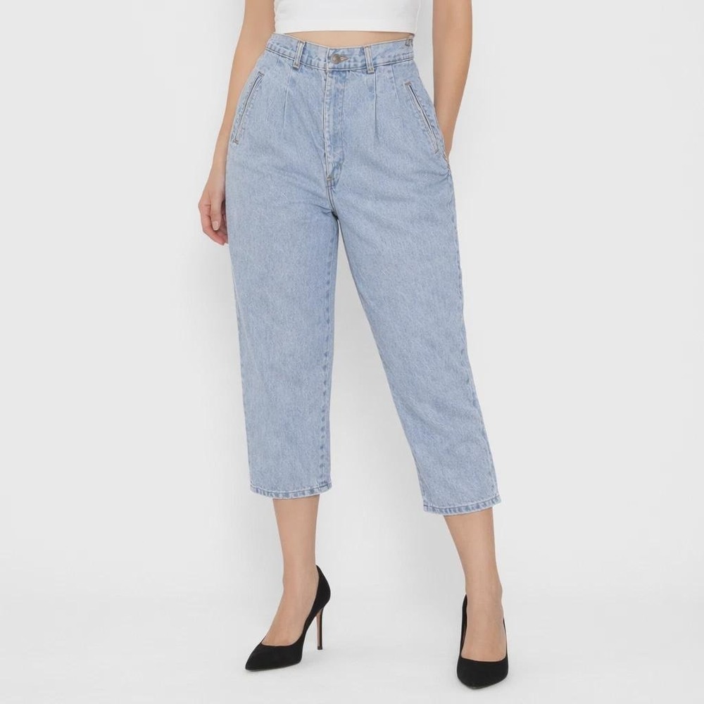 90s Vintage Pleated Light Wash Denim Jeans Womens 14 High Rise Tapered Leg